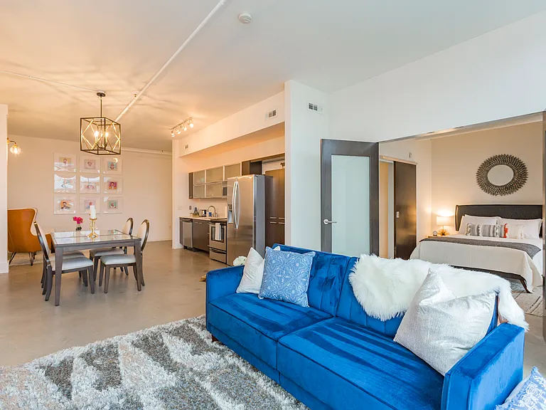 2115 Yeaman Pl #412 — Photo 40