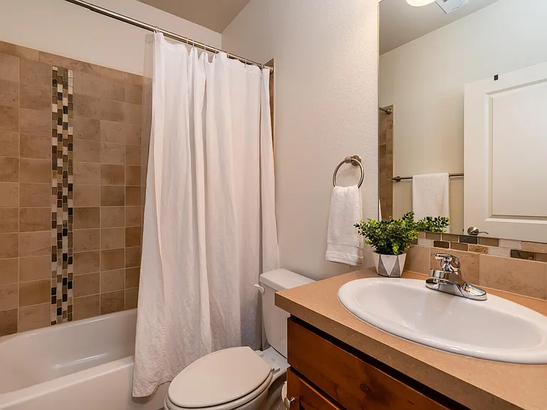 1362 Golden Eagle Way — Photo 19