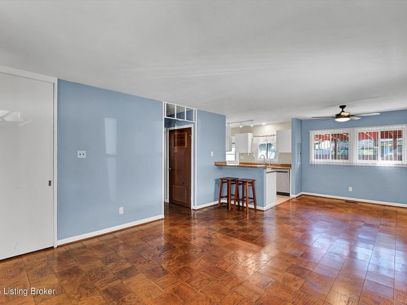2nd image of 3008 Boaires Ln