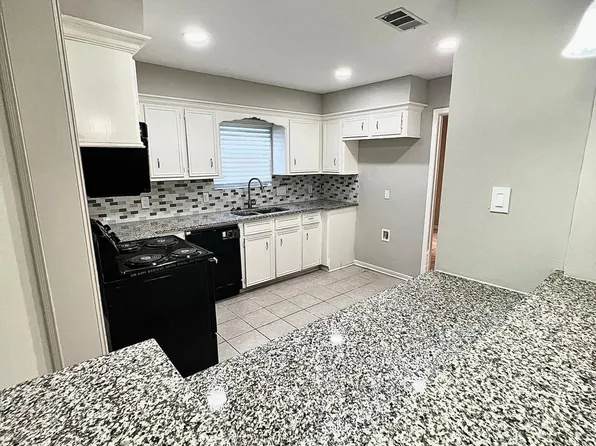 13115 Sherwood Oaks Dr, Houston, TX 77015