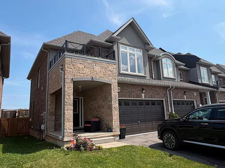 35 Pinot Cres — Photo 1