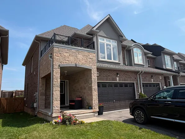 35 Pinot Cres, Hamilton, ON L8E 0J8