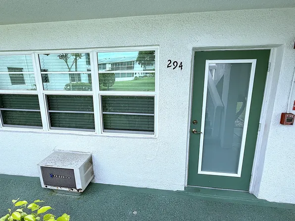 294 Farnham M #294, Deerfield Beach, FL 33442