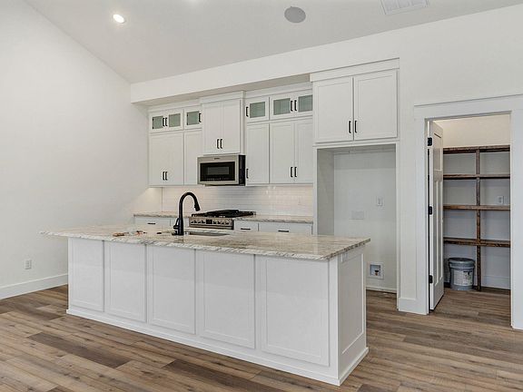 3rd image of 2953 W Marty Street