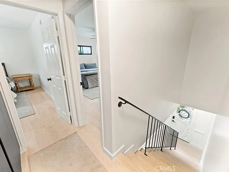 2428 Glyndon Ave — Photo 37