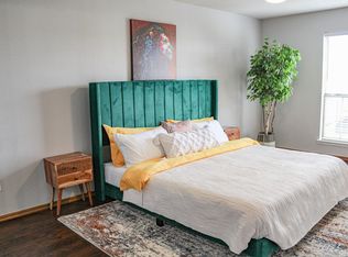 1009 SW 22nd St, Moore, OK 73170