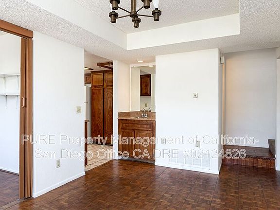 5th image of 4052A Mahaila Ave