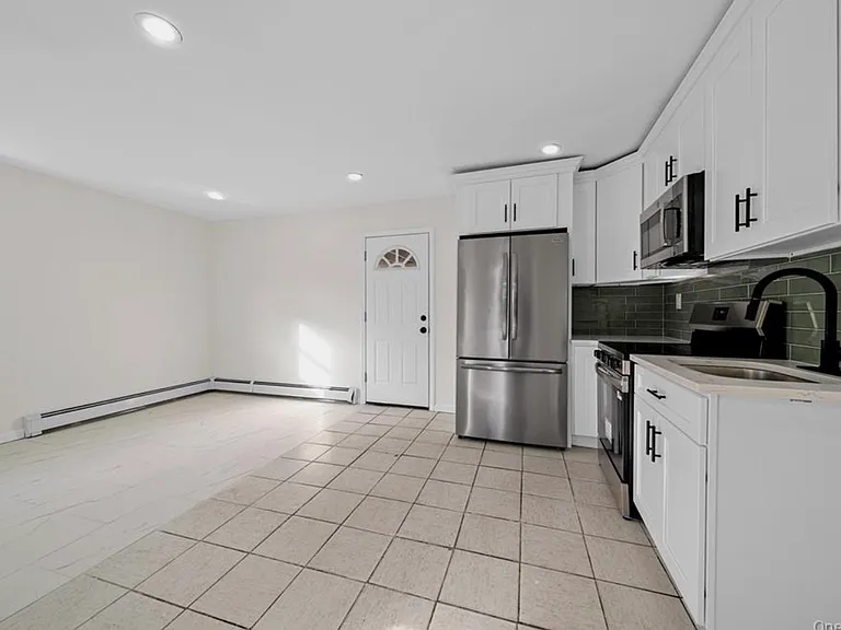 55 Schleigel Blvd #1 — Photo 3