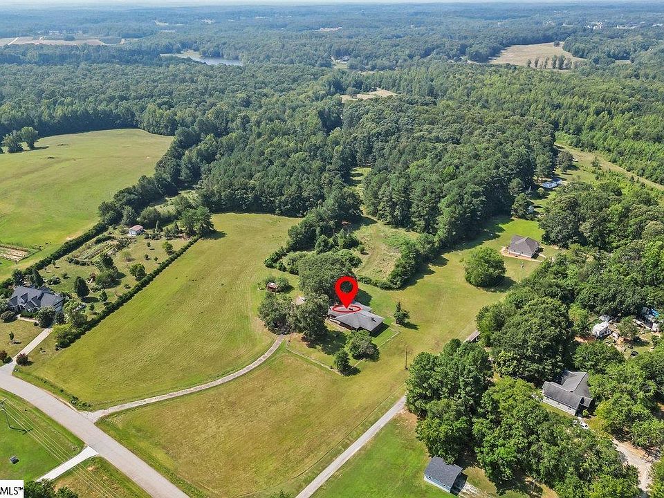 1st image of 100 Gunter Rd