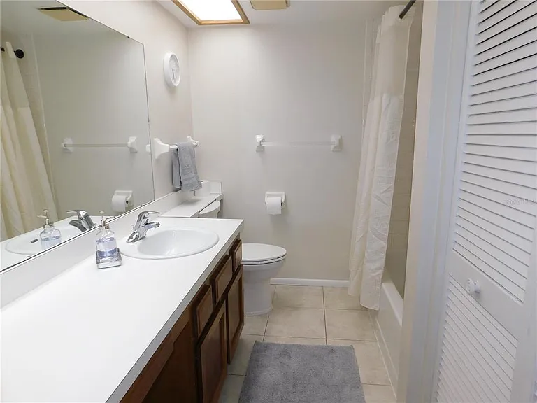 218 Woodlake Wynde #218 — Photo 23