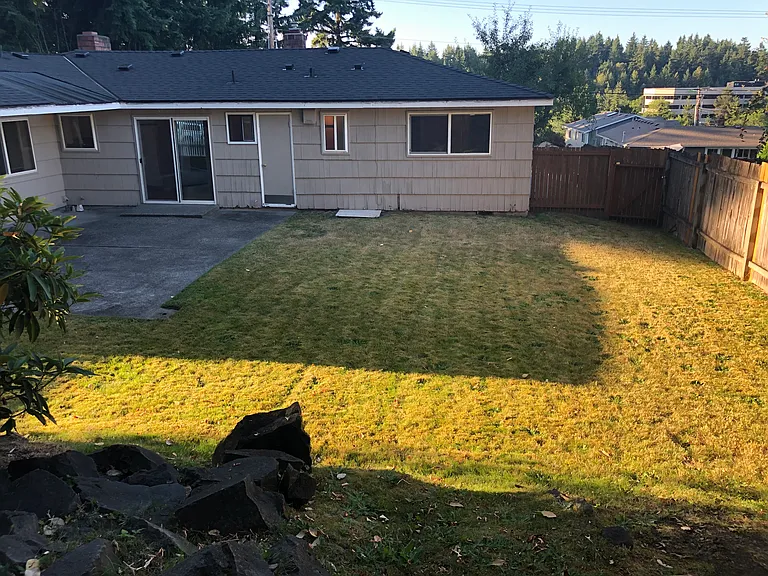14429 SE 37th St — Photo 28