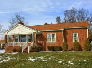 8 Kenneth Ave, New Castle, PA 16105