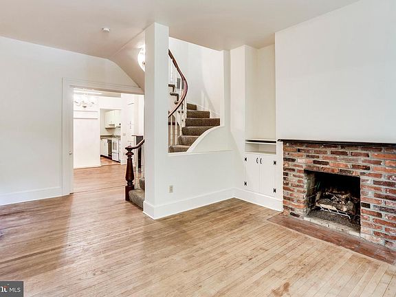 3rd image of 1824 16th St NW