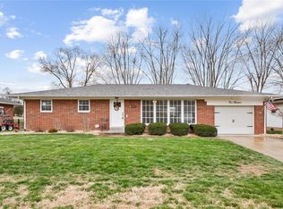 213 S Ferkel St, Columbia, IL