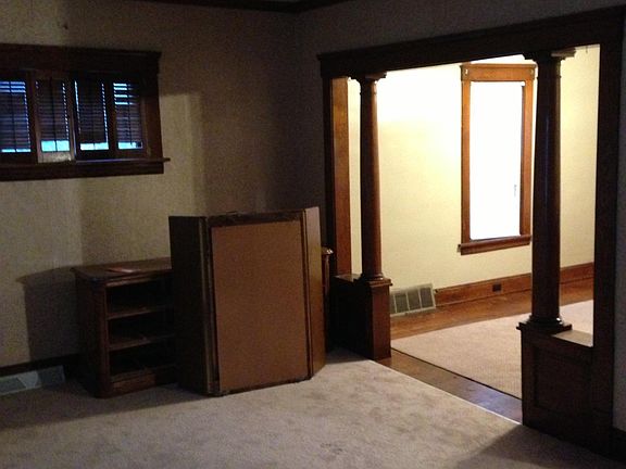 2nd image of 11813 Davis Ct