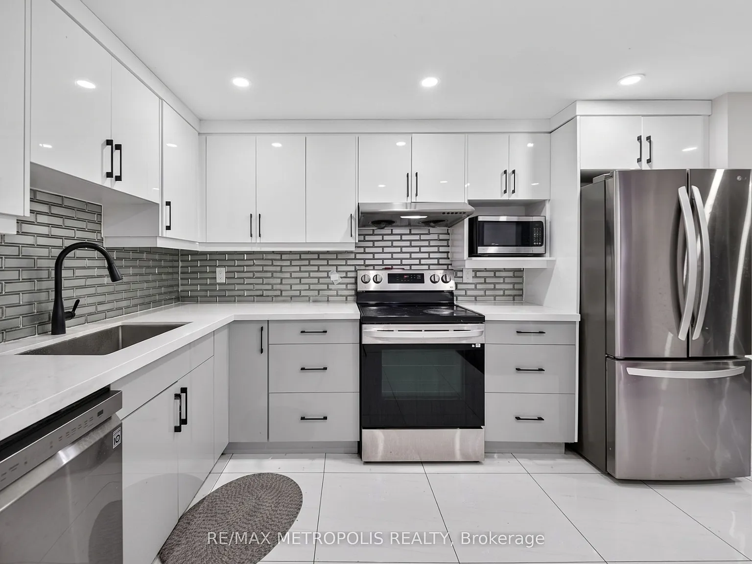 2 bed, $1,750 — Photo 3