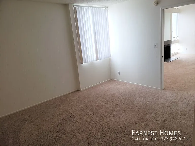 3626 Empire Dr #5 — Photo 4