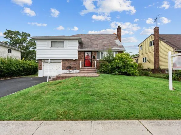 46 Ford Drive W, Massapequa, NY 11758