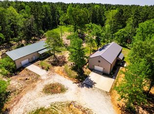 458 Cherokee Cove Dr, Jacksonville, TX 75766