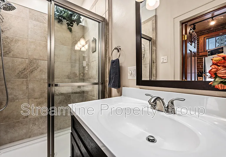 141 W Archer Pl — Photo 13