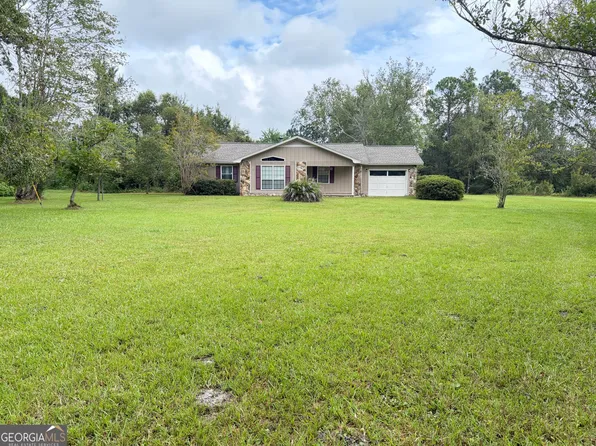 3929 Memorial Dr, Waycross, GA 31503