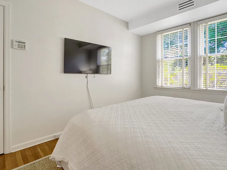 3 Russell Rd #3B — Photo 26