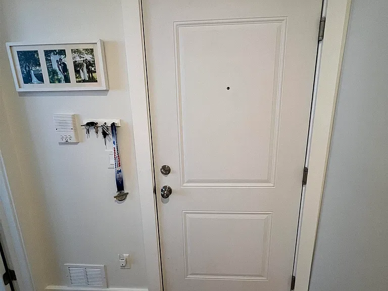 146 Hancock Ave #1 — Photo 16