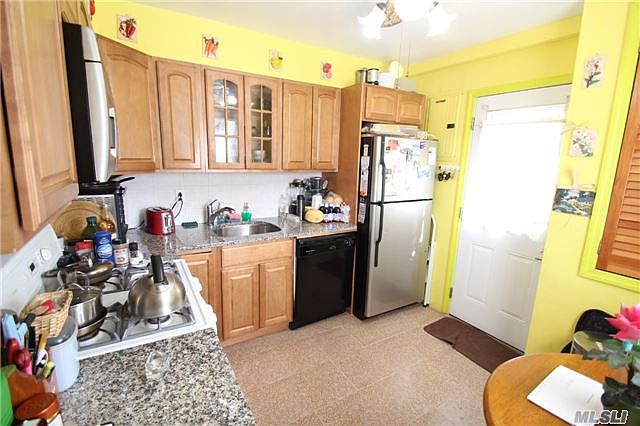 1st image of 322 Stewart Ave
