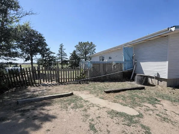 2504 Antonino Rd, Victoria, KS 67671