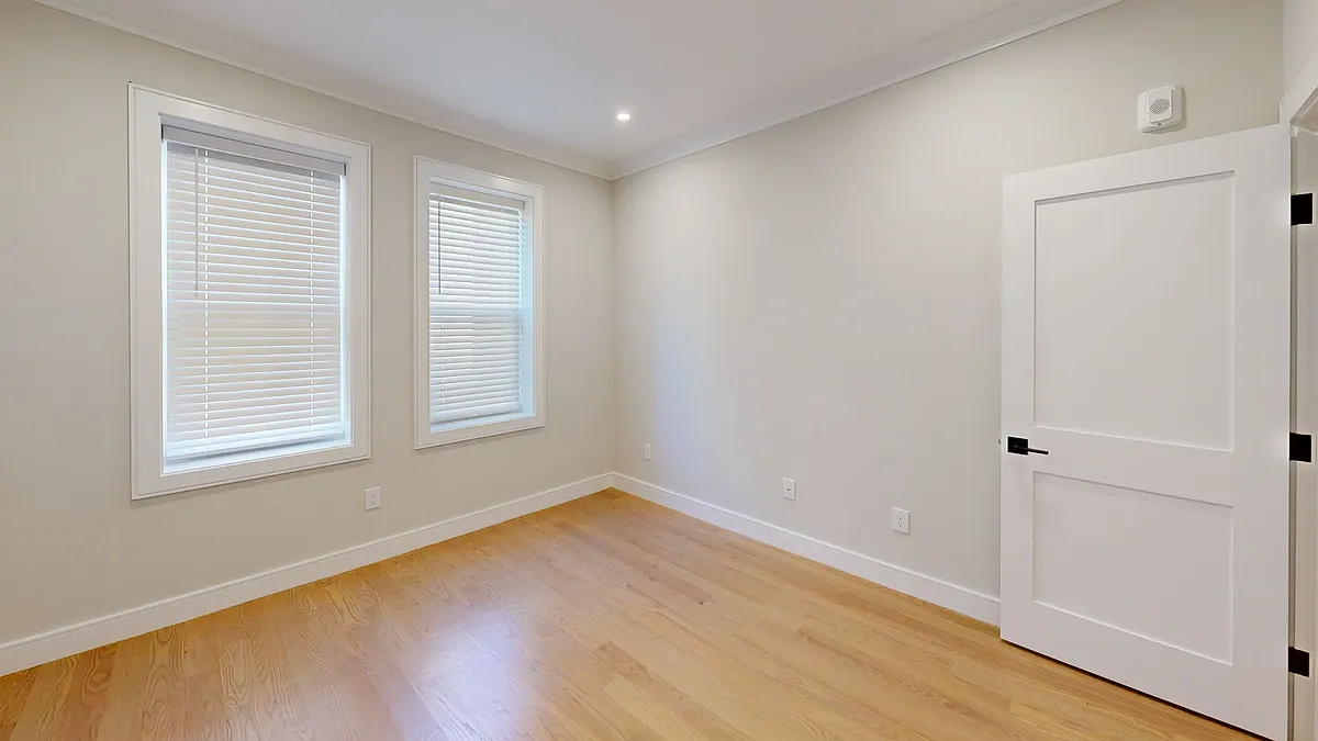 Building Photo - 161 Allston St #3