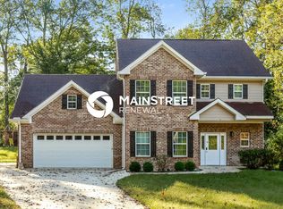 2973 Cascade Cir, Gainesville, GA 30504