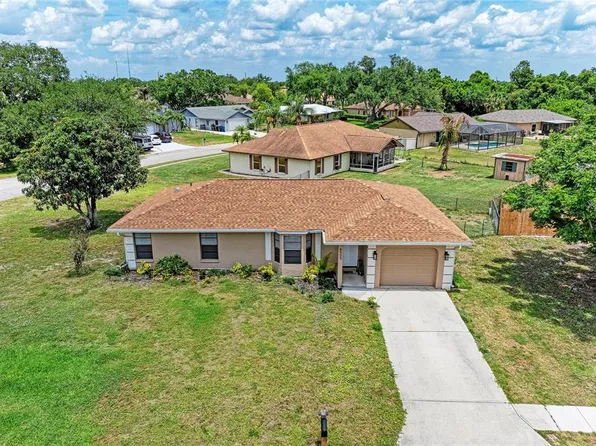 4505 30th Street Cir E, Bradenton, FL 34203