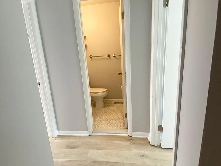 1211 Durst St — Photo 10