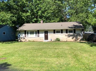 321 N Bittersweet Ln, Muncie, IN 47304