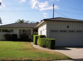 934 Fairbrook Ln, Santa Ana, CA 92706