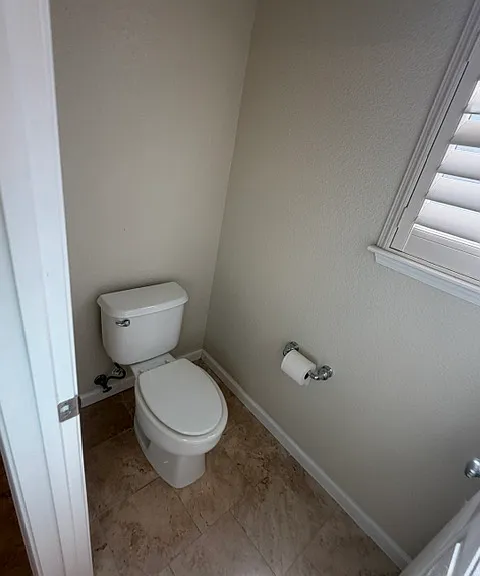 132 McDermott Ave — Photo 32
