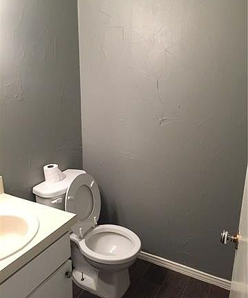 4th image of 9844 Park Lane Ct #9844