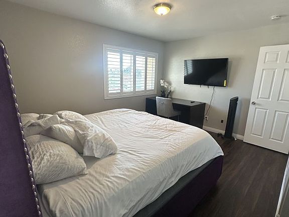 3rd image of 10220 Keoki St #5