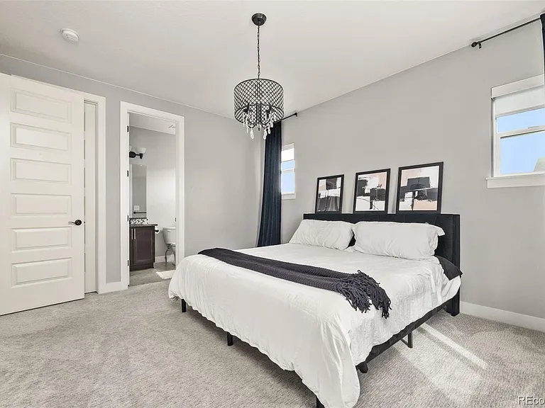 25537 E Alder Dr — Photo 28