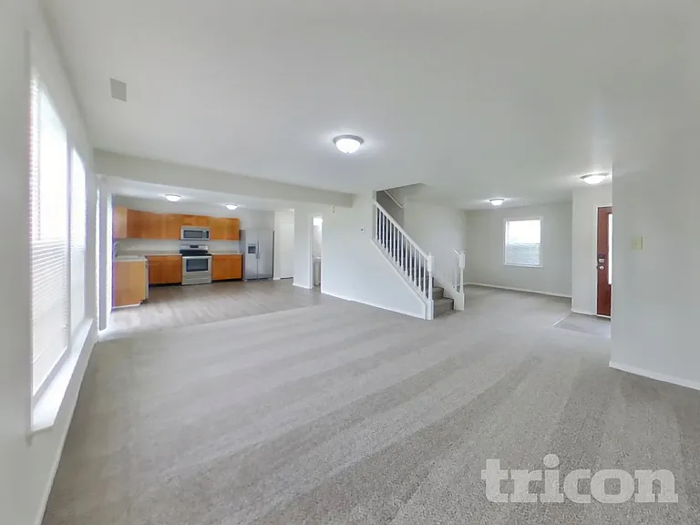 7713 Brandenburg Way — Photo 3