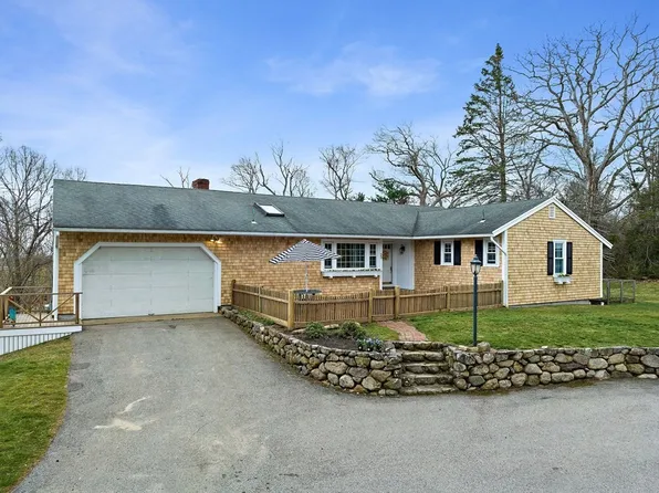 35 Tupelo Rd, Marshfield, MA 02050