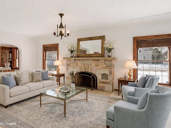 4th image of 145 Cottage Ave
