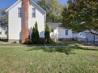 210 S Market St, Bondville, IL