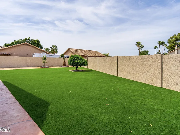 18026 N Everson Dr — Photo 29
