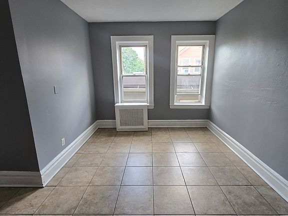 5th image of 201-203 Shephard Ave #301A