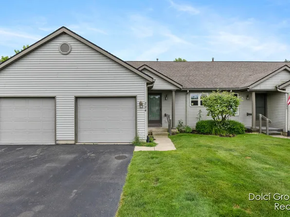 224 Heatherview St NW, Sparta, MI 49345