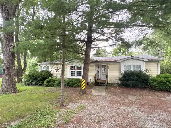 928 S Broadway St, Pendleton, IN 46064