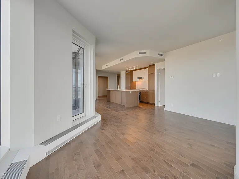 10360 102nd St NW — Photo 88