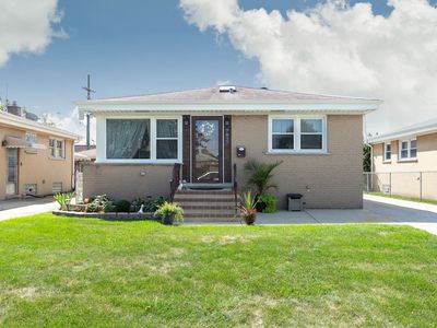 7827 W Gunnison St, Norridge, IL, 60706