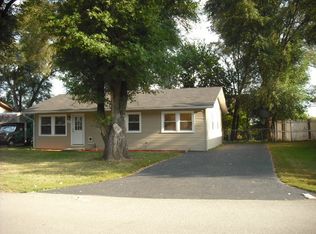 4912 State St, Crystal Lake, IL 60014